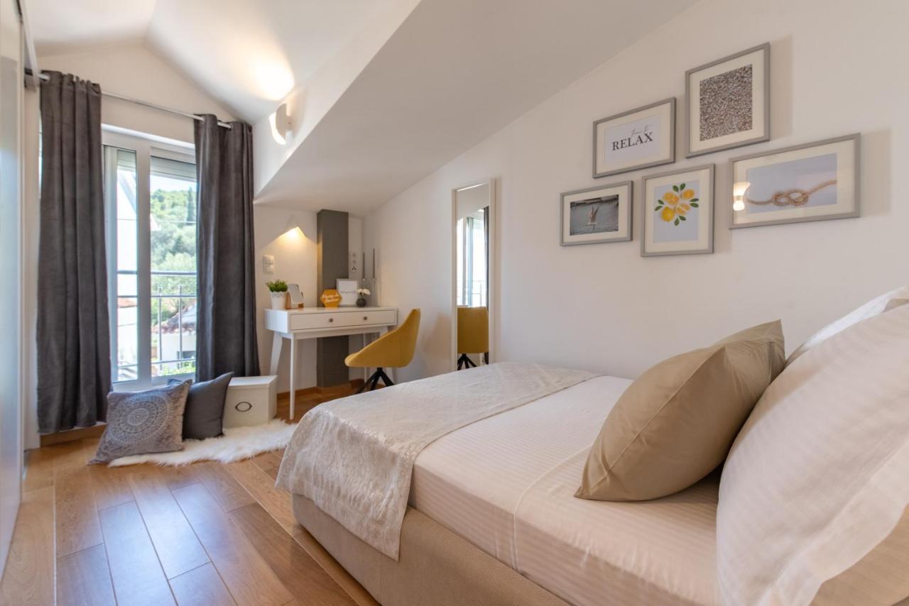 Apartments Belmat トロギール エクステリア 写真