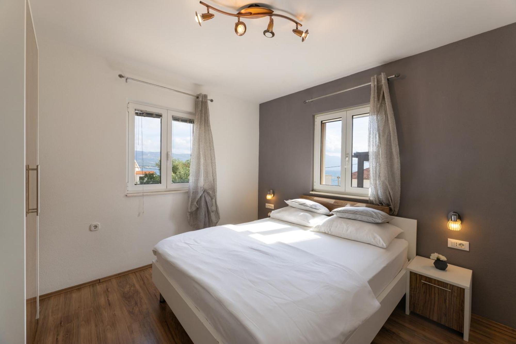 Apartments Belmat トロギール エクステリア 写真